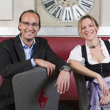 das-reisch-mike-mayr-reisch-nina-hipfl-reisch-